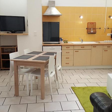 Loft Pop Троа Екстериор снимка